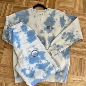 Summer Friday Like a Cloud Sweatset